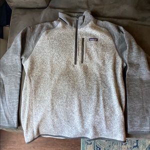 Men’s Patagonia quarter zip fleece jacket